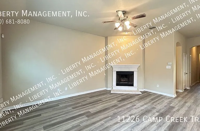 11226 Camp Creek Trl — Photo 6