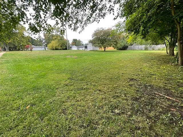 804 S Grant Ave photo 1