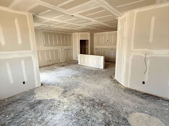 3rd image of 1419 School Bell Dr