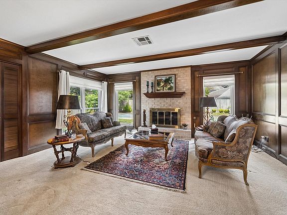 5th image of 10702 Elmdale Dr
