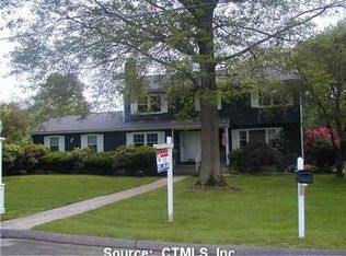 7 Belle Ln, Shelton, CT 06484