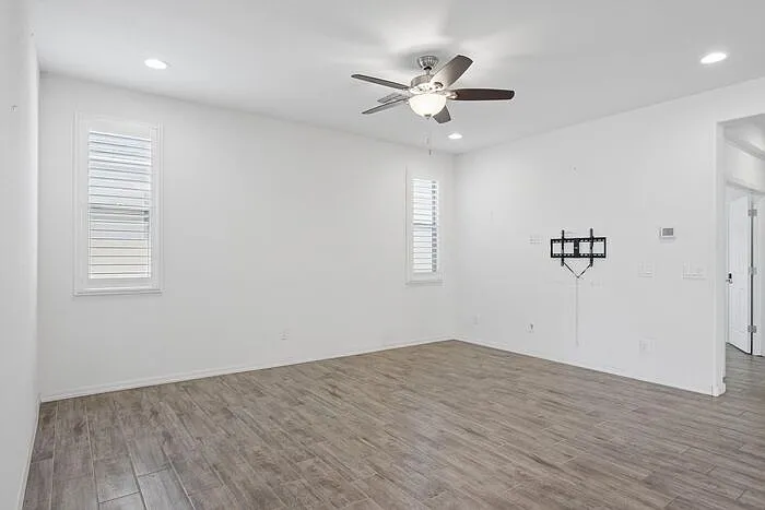10445 E Tesla Ave — Photo 14