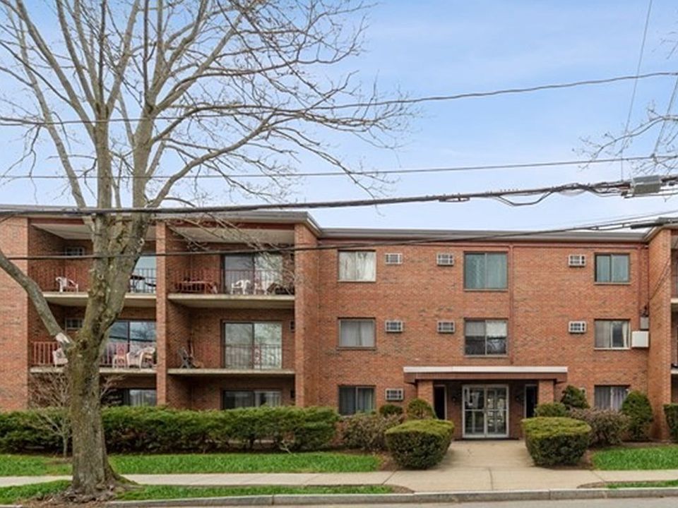 1st image of 53 Paul St APT 15