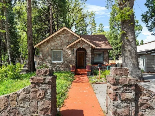 1109 S Mount Shasta Blvd, Mount Shasta, CA 96067