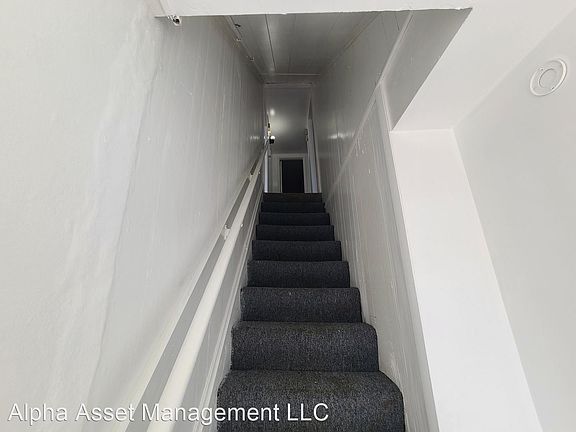 3rd image of 507 Grant St #B
