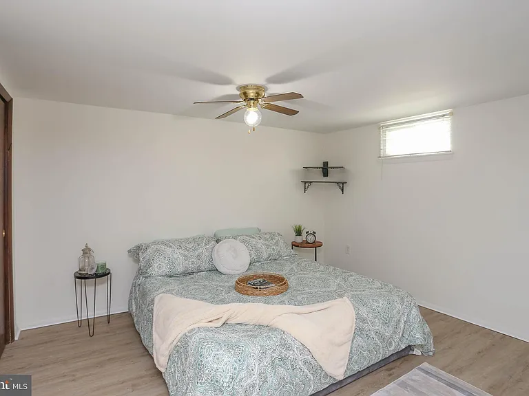 807 Danza Rd — Photo 23