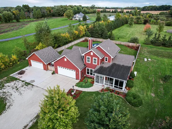 1037 South Cox ROAD, Kansasville, WI 53139