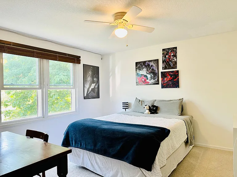 8 Applewood Ct W — Photo 14