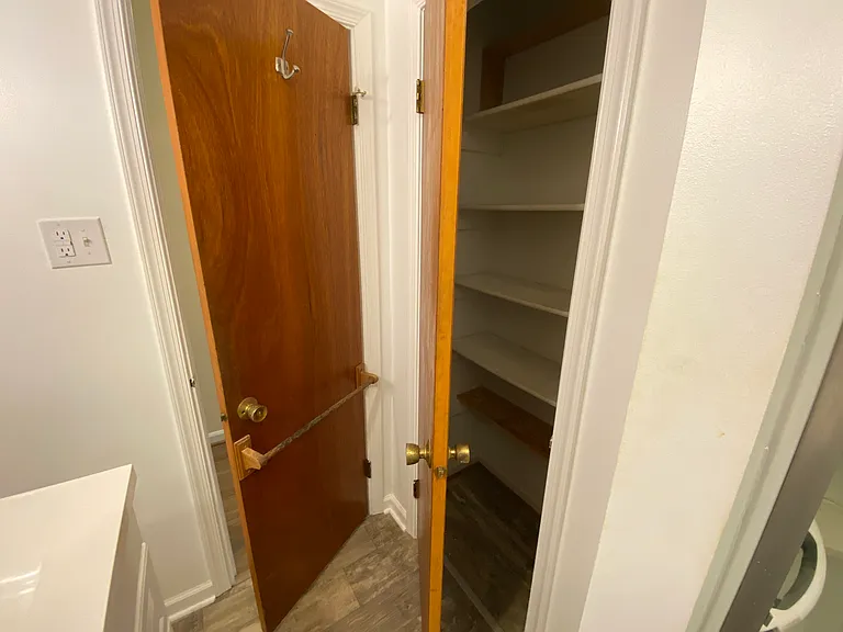 218 Mona Dr — Photo 21