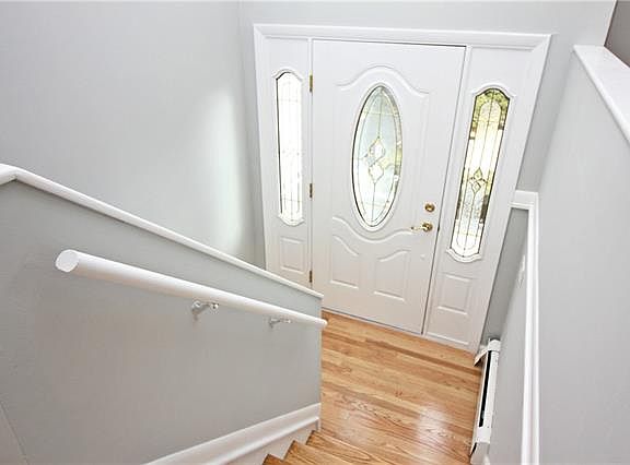 2nd image of 127 Lake Dr