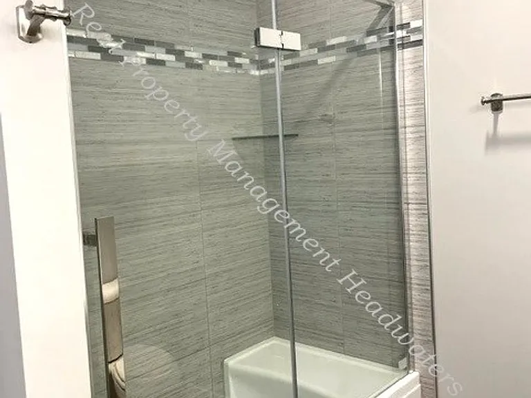 4747 Shore View Rd — Photo 18