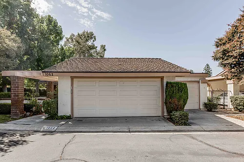 1062 Marina Dr Photo 1