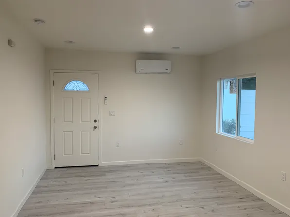 11245 McLennan Ave, Granada Hills, CA 91344