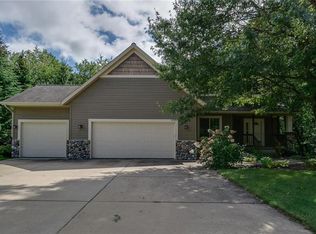 2103 High Point Dr, Altoona, WI 54720