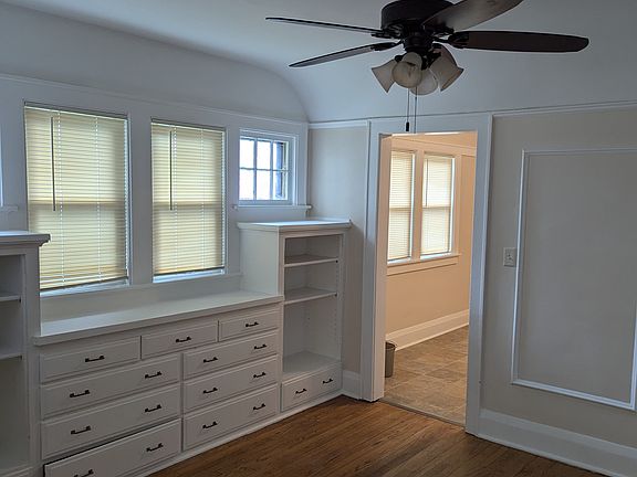 Dining Room built in cabinets