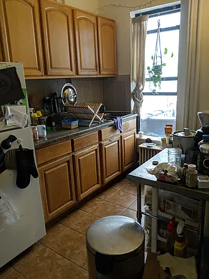 Rented by Bouklis Group | media 10