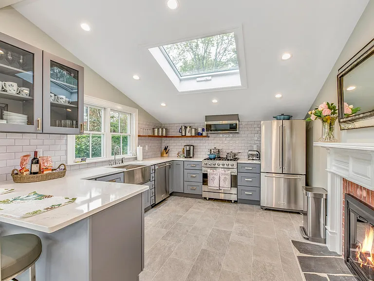 12580 Main Rd — Photo 13