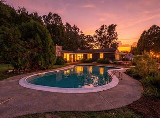5 Pine St, South Hadley, MA 01075