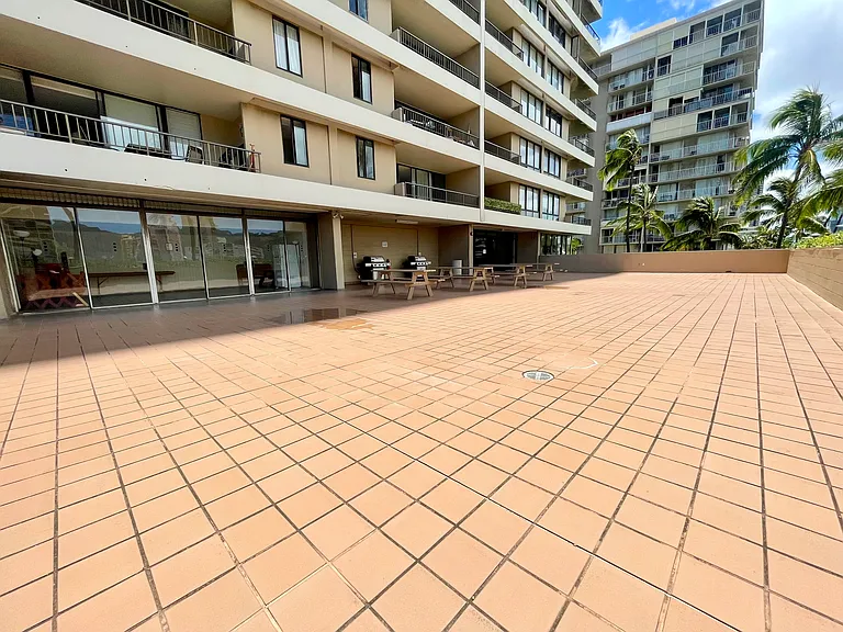 2121 Ala Wai Blvd #2302 — Photo 28