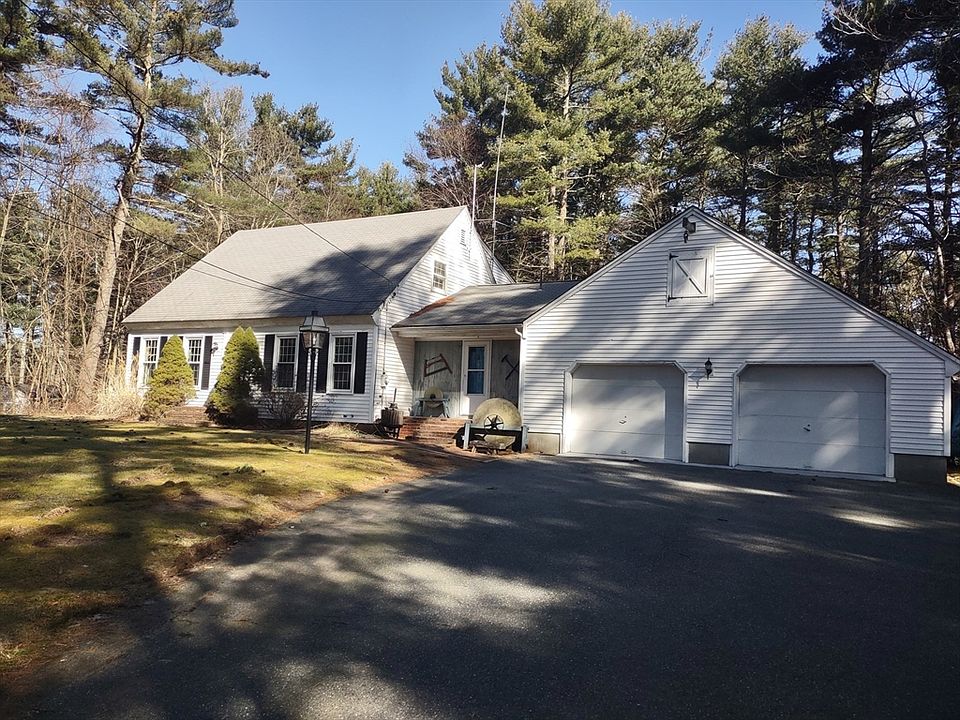 14 Maple St, Douglas, MA 01516 Zillow
