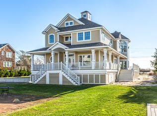 89 Savannah Walk, Oak Beach, NY 11702