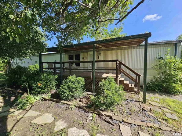 9783 E State Highway 148, Bonnie, IL 62816