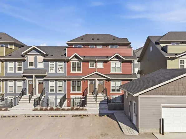 340 E Cranbrook Sq SE, Calgary, AB T3M 3E3