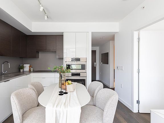 2nd image of 1678 Pullman Porter St #607
