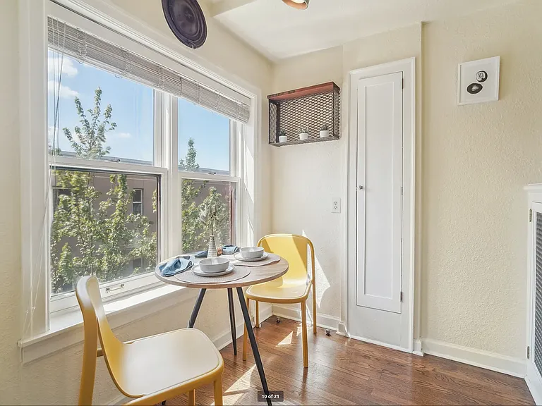 519 W Roy St #309 — Photo 10