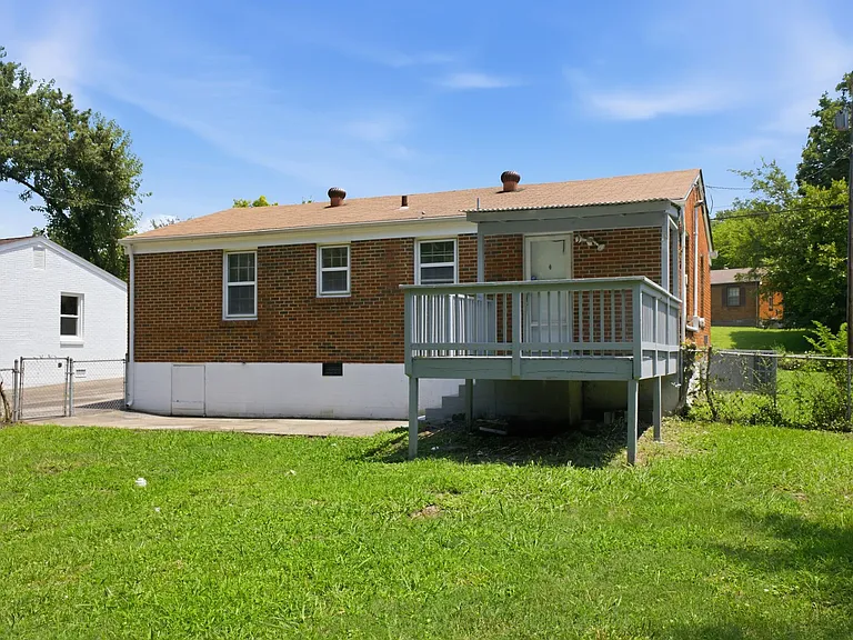 713 Elissa Dr — Photo 28