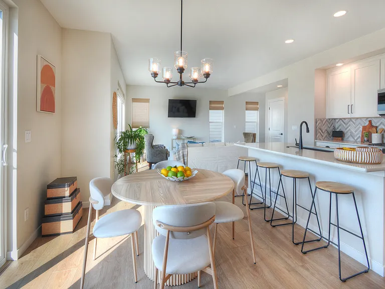 7011 Knapp Dr — Photo 8