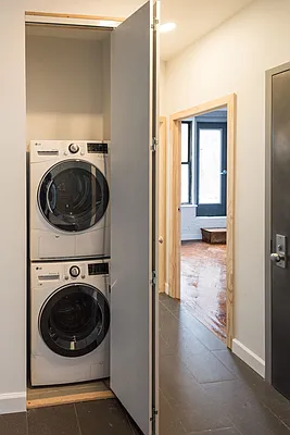 Rented by Easy Street Properties | media 19