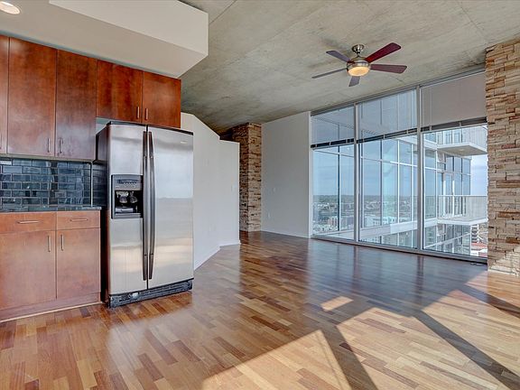 3rd image of 1700 Bassett St Unit 2022