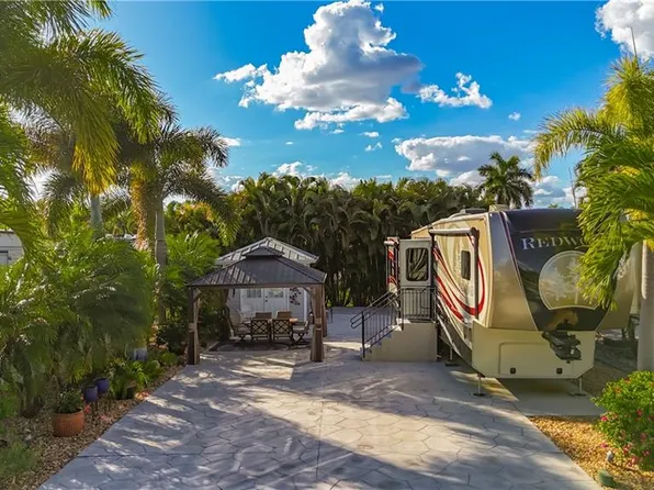 10449 Nightwood DR, FORT MYERS, FL 33905