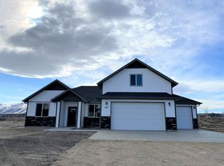 1027 Amber Way, Elko, NV 89801