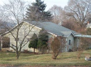 411 Harmony Rd, Baden, PA 15005