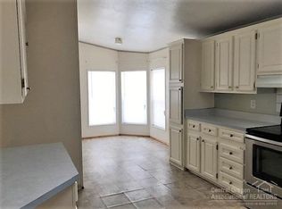 620 Ridgeview Dr, Culver, OR 97734