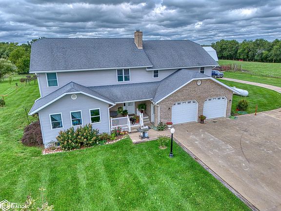 2nd image of 21317 Lilac Ave