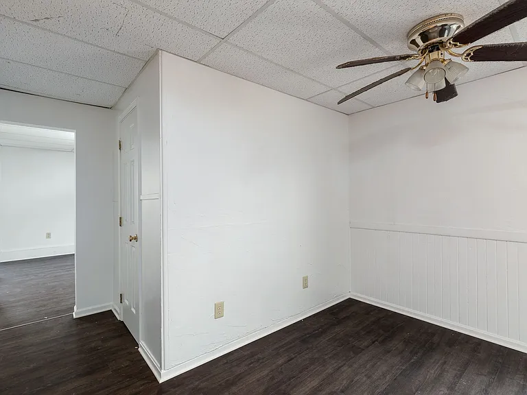 29449 Euclid Ave — Photo 25