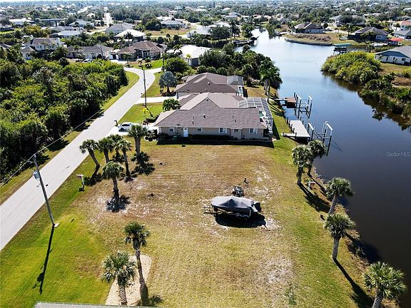 5th image of 9514 Snapper Cir #10