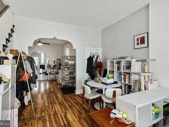 5th image of 927 McKean St