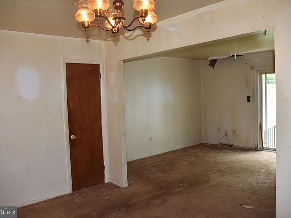 5th image of 1633 Coleman St