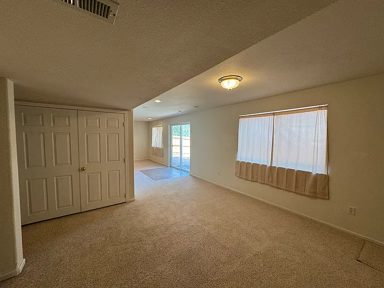 923 Grays Peak Dr — Photo 74
