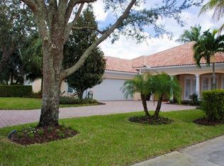 4858 Martinique Way, Naples, FL 34119