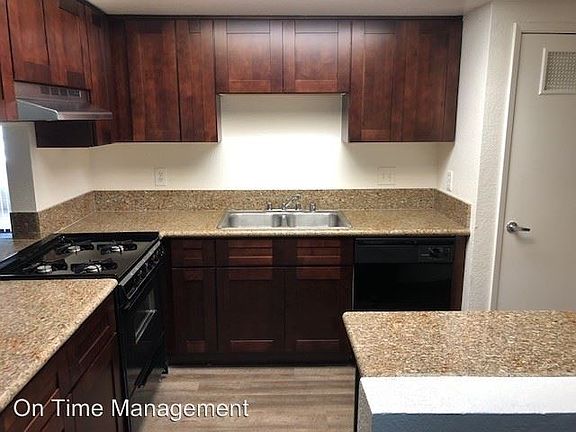 4th image of 689 Temple Ave APT 107