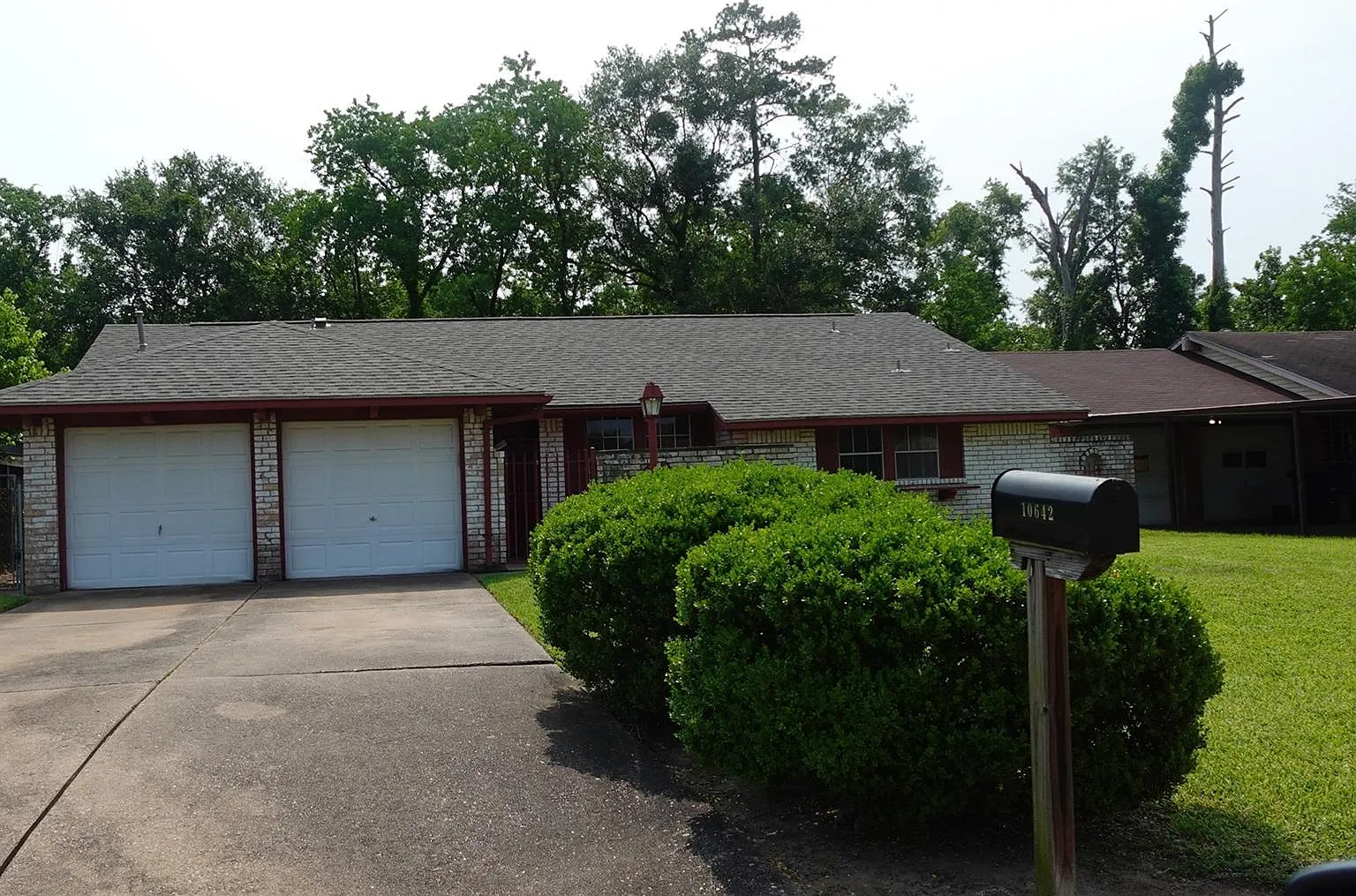 3 bed, 1.5 bath, 1424 sqft, $1,550 — Photo 1