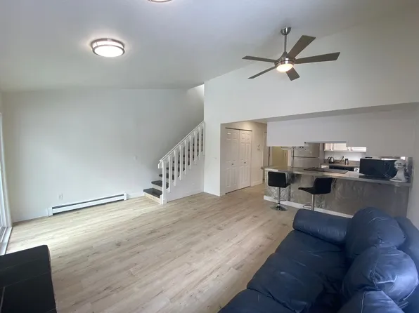 3306 Orion Cir, Anchorage, AK 99517
