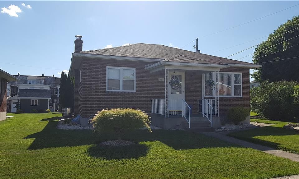 1st image of 1810 Evans St