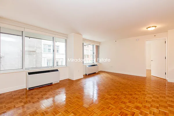 Rented by Mirador Real Estate | media 32