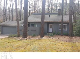 3200 Cedar Knoll Dr, Roswell, GA 30076